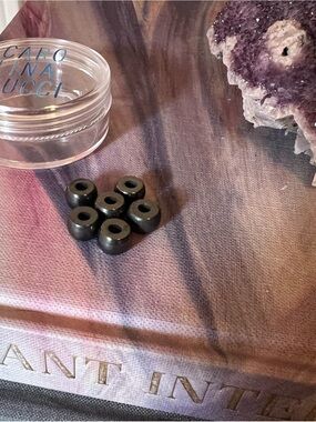 Carolina Bucci Forte Beads 6 Hematite Charcoal Gray Metallic Bracelet Necklace